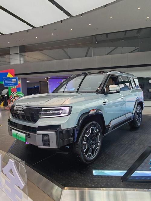 东莞221比亚迪方程豹硬派越野的爆款，英菲尼迪35周年与你共成长